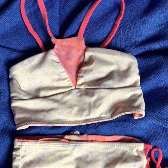 The Cutest Reversible Toddler Bikini - Picture 6 of 8